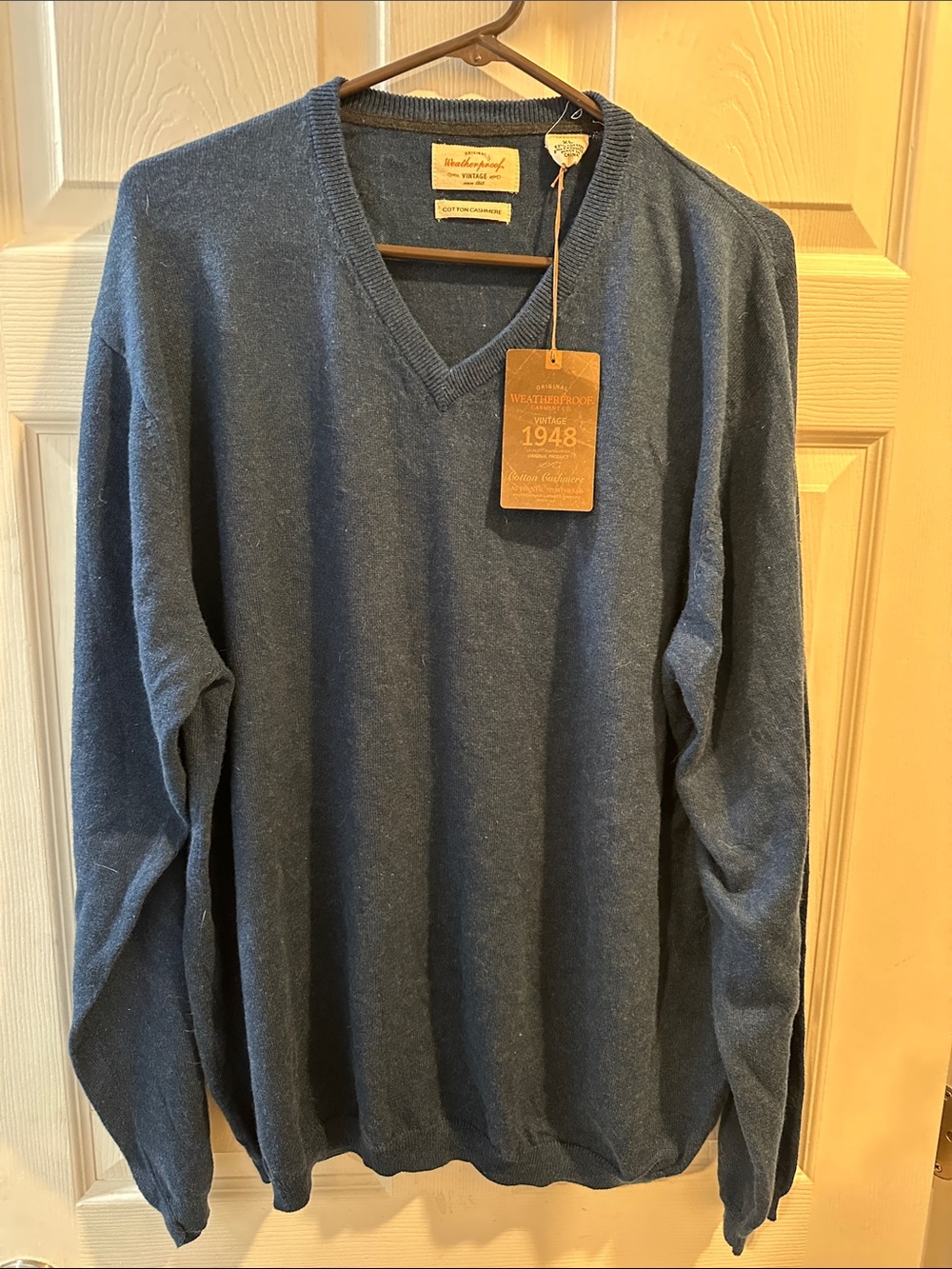 Weatherproof Men's V-Neck Sweater in Denim Blue
